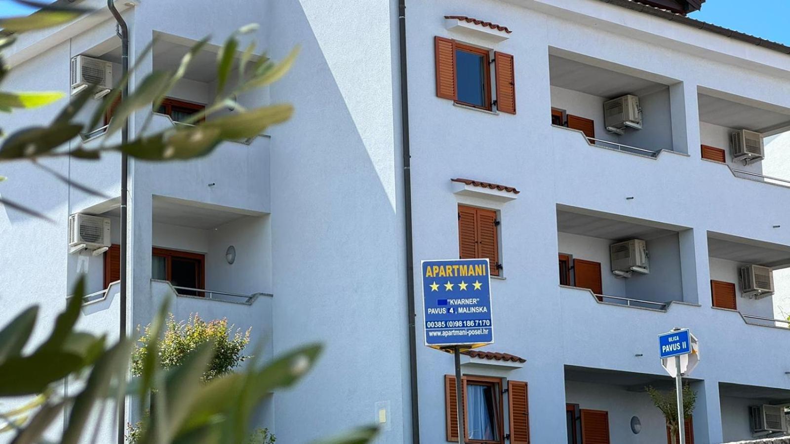 Apartments Kvarner Malinska Buitenkant foto