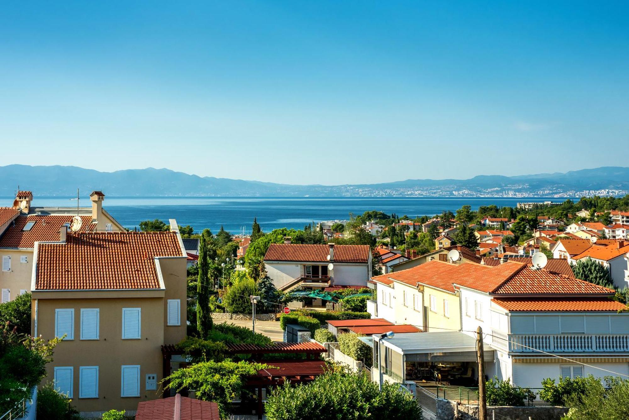 Apartments Kvarner Malinska Buitenkant foto